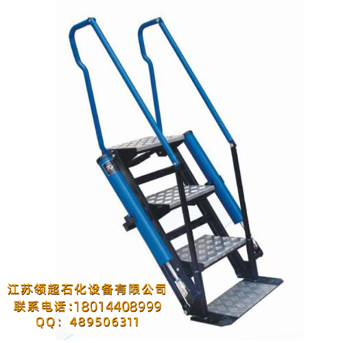福建廈門客戶定制的折疊梯活動梯（簡易梯三步梯四步梯五步梯側裝梯）已發貨(1)